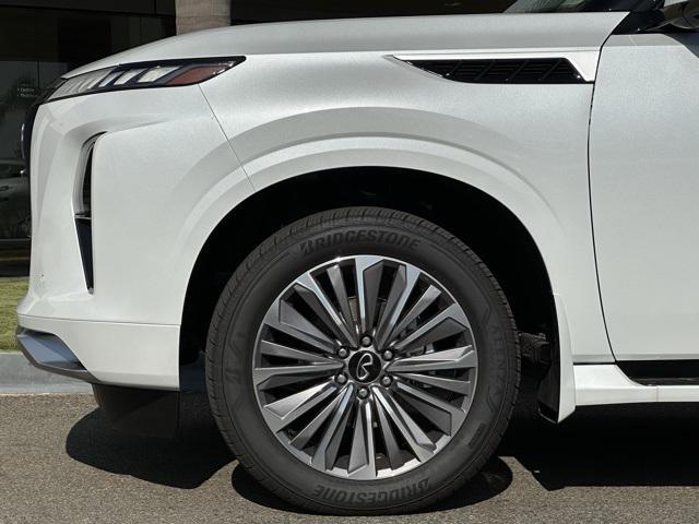 new 2025 INFINITI QX80 car, priced at $92,573