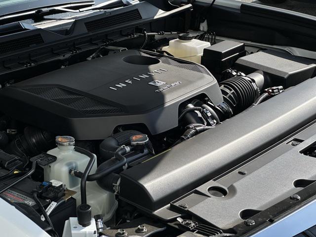 new 2025 INFINITI QX80 car, priced at $92,573