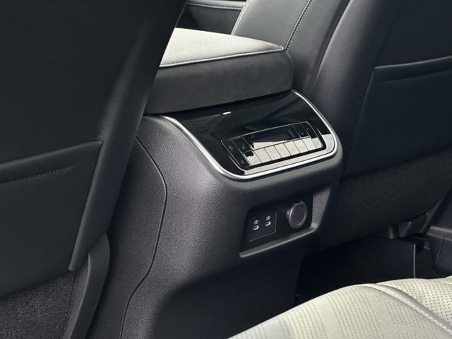 new 2025 INFINITI QX80 car, priced at $92,194