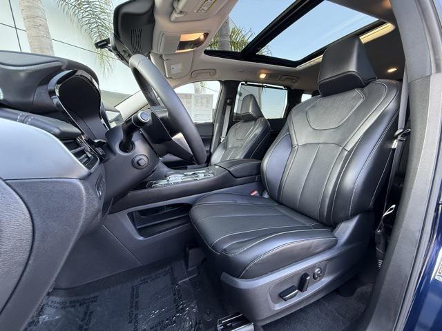 used 2025 INFINITI QX60 car, priced at $49,420