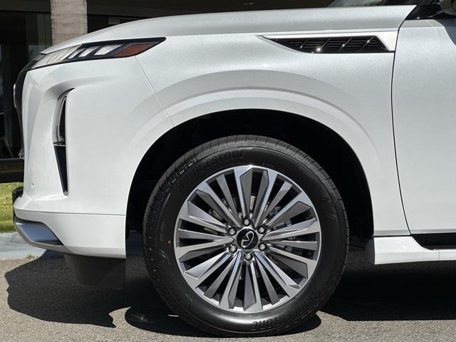new 2025 INFINITI QX80 car, priced at $98,660