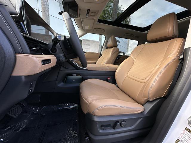 new 2025 INFINITI QX80 car, priced at $92,194