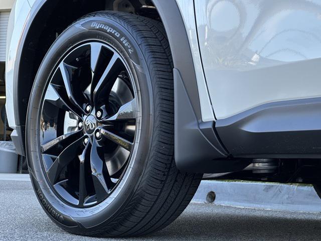 new 2025 INFINITI QX60 car, priced at $57,982