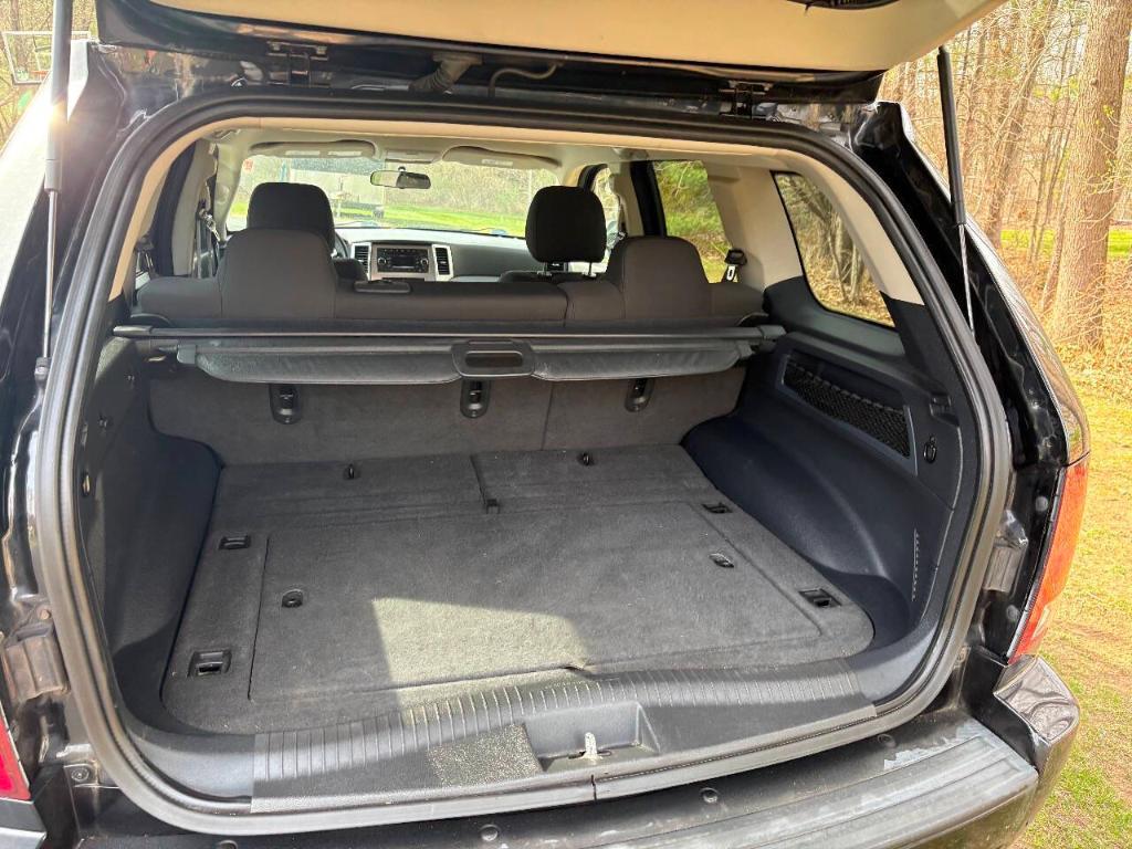used 2009 Jeep Grand Cherokee car, priced at $6,988