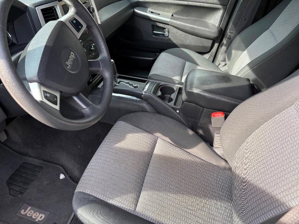 used 2009 Jeep Grand Cherokee car, priced at $6,988