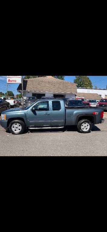 used 2009 Chevrolet Silverado 1500 car, priced at $6,988