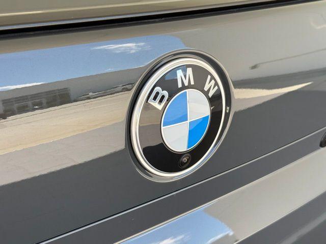 new 2025 BMW 760 car, priced at $132,255