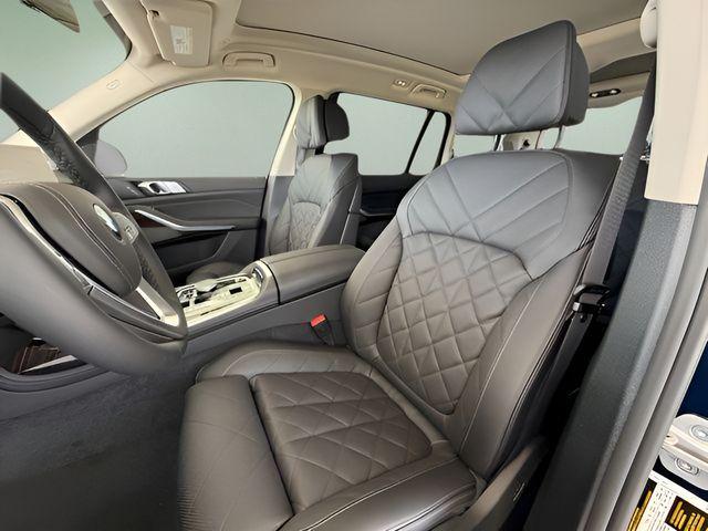 used 2026 BMW X7 car, priced at $91,936