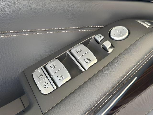 used 2026 BMW X7 car, priced at $91,936