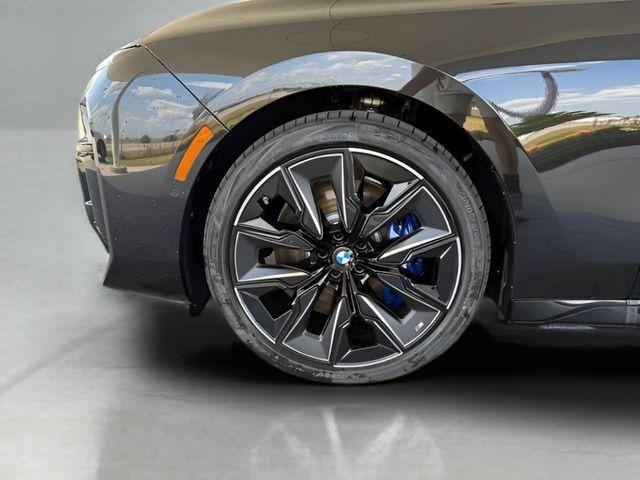 new 2026 BMW 760 car, priced at $143,975