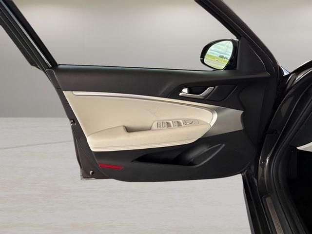 used 2025 Genesis G70 car, priced at $33,900