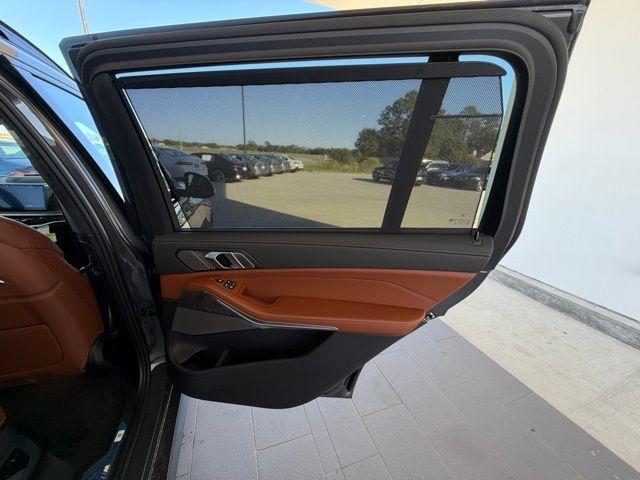 new 2026 BMW X7 car, priced at $106,505