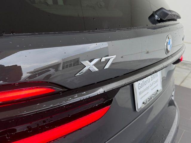 new 2026 BMW X7 car, priced at $102,225