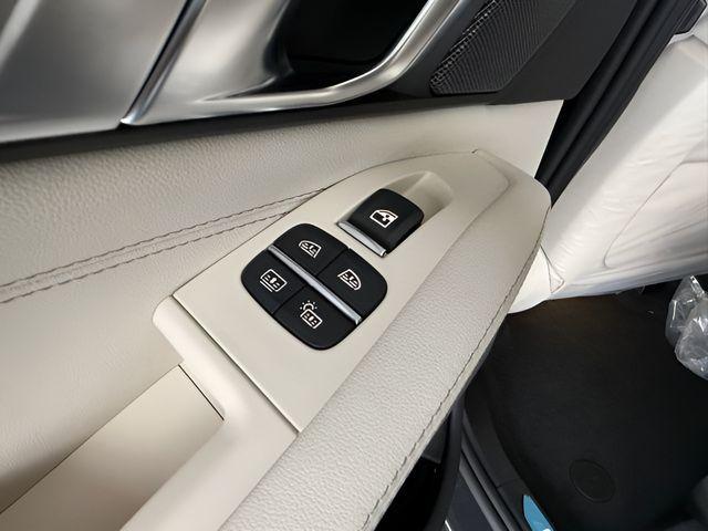 used 2026 BMW X7 car, priced at $97,113
