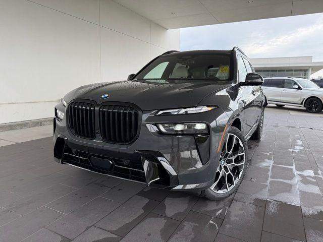 new 2026 BMW X7 car, priced at $102,225