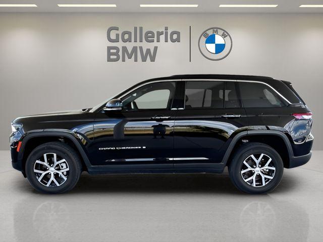 used 2024 Jeep Grand Cherokee car, priced at $31,200