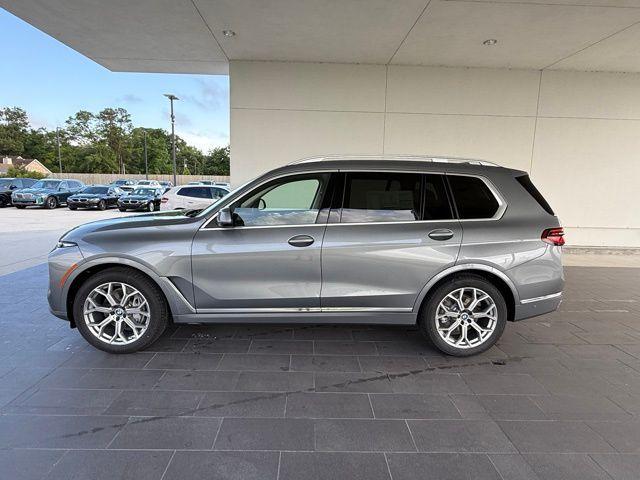 new 2026 BMW X7 car, priced at $89,725