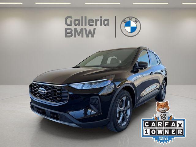 used 2025 Ford Escape car, priced at $23,800