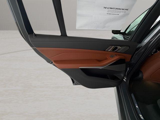 new 2026 BMW X7 car, priced at $105,175