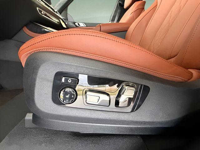 new 2026 BMW X7 car, priced at $105,175