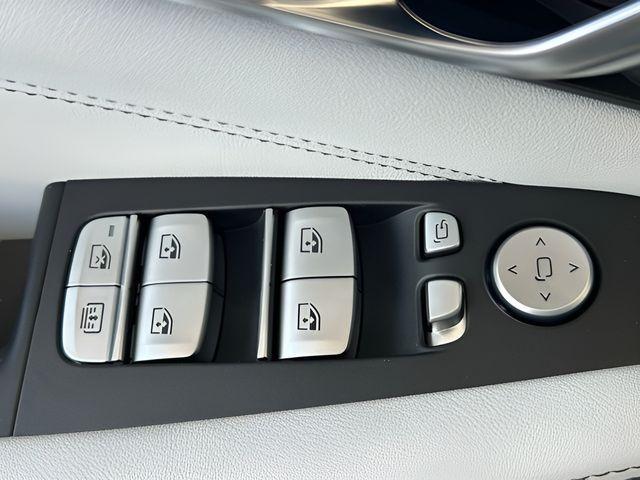 new 2026 BMW X7 car, priced at $96,905