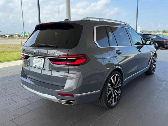 new 2026 BMW X7 car, priced at $95,625