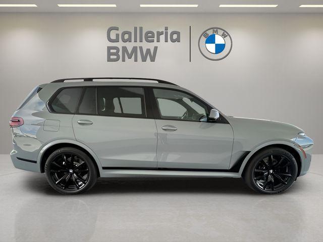 new 2026 BMW X7 car, priced at $97,255