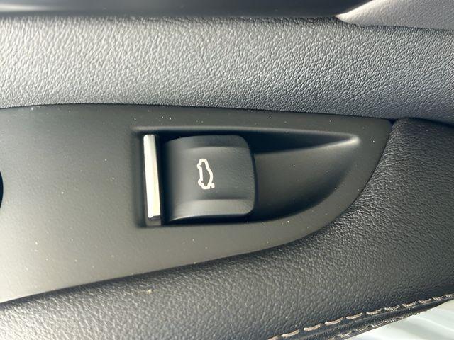 new 2026 BMW X7 car, priced at $97,255