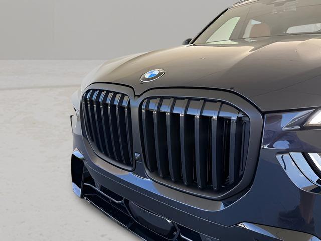 new 2026 BMW X7 car, priced at $95,725