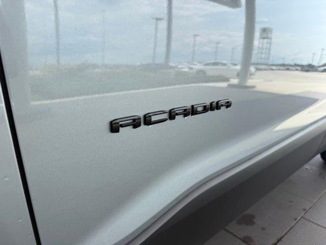 used 2023 GMC Acadia car, priced at $32,900