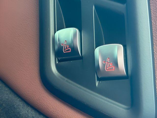 new 2026 BMW X7 car, priced at $123,305