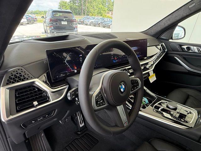new 2026 BMW X7 car, priced at $99,955