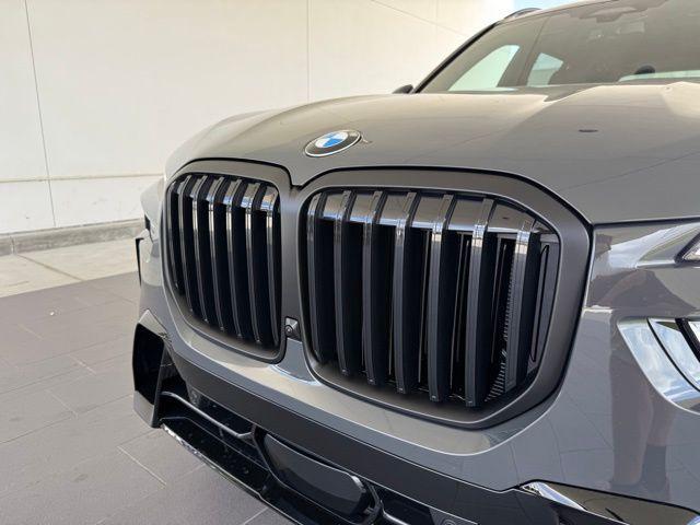 new 2026 BMW X7 car, priced at $99,955