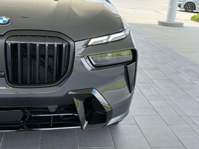 new 2026 BMW X7 car, priced at $99,955