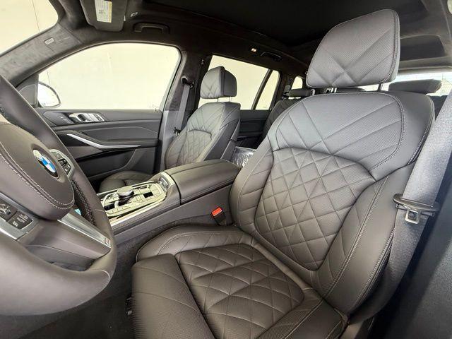 new 2026 BMW X7 car, priced at $99,955