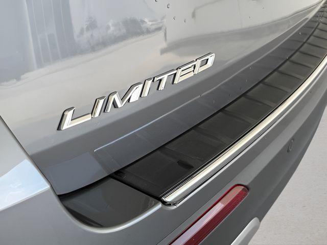 used 2024 Ford Explorer car, priced at $32,300