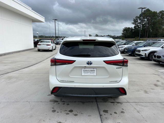 used 2021 Toyota Highlander Hybrid car, priced at $34,859