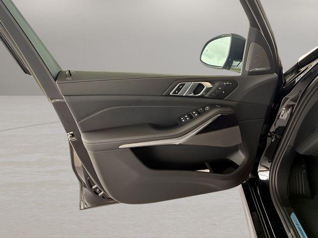 used 2026 BMW X7 car, priced at $97,865