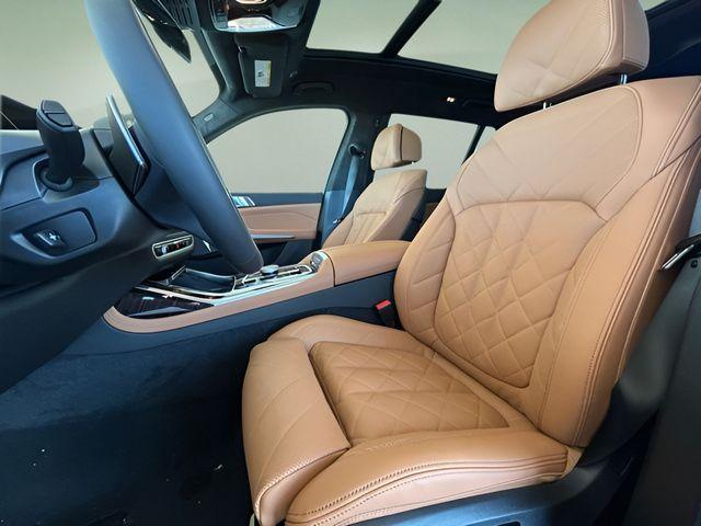 new 2026 BMW X7 car, priced at $97,205
