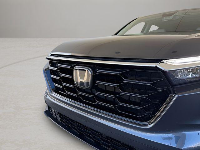 used 2025 Honda CR-V car, priced at $33,300