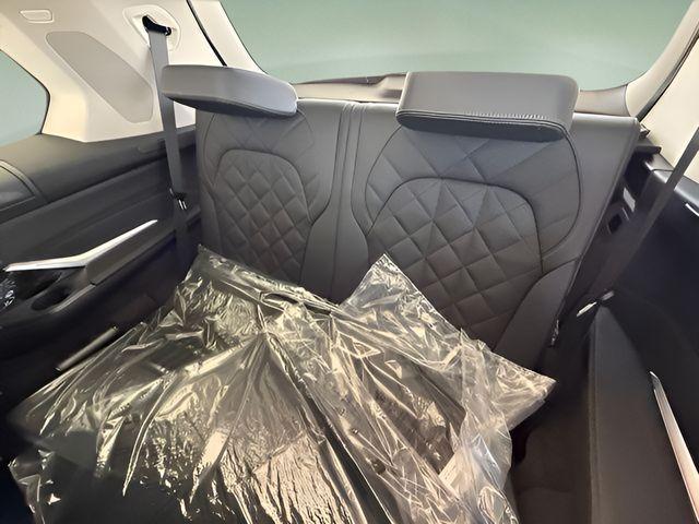 used 2026 BMW X7 car, priced at $90,455