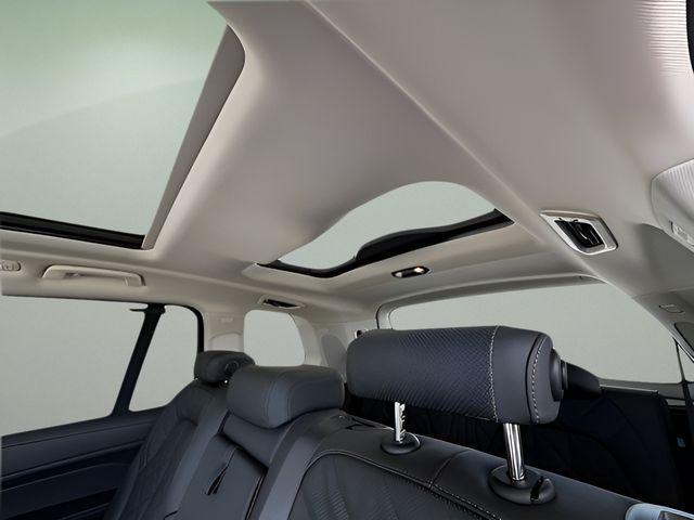 used 2026 BMW X7 car, priced at $90,455