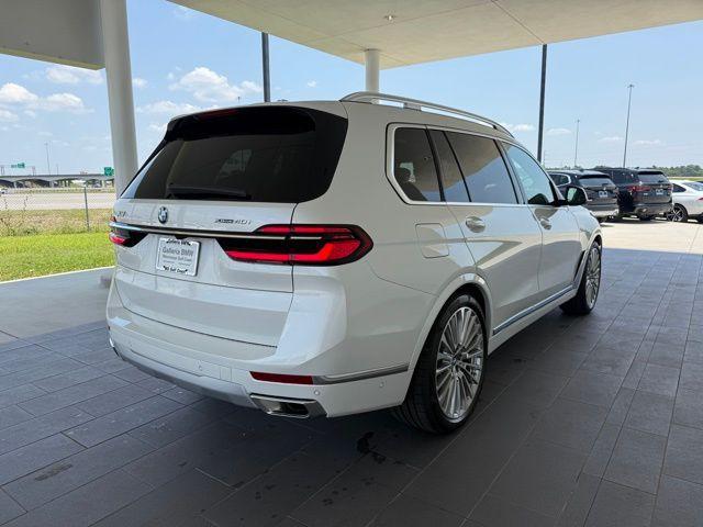 new 2026 BMW X7 car, priced at $90,455