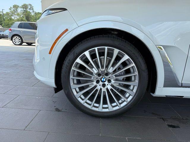 new 2026 BMW X7 car, priced at $90,455