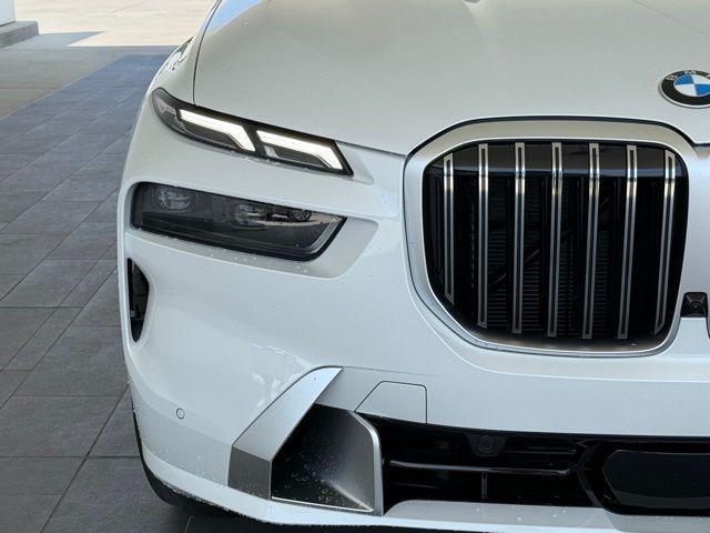 new 2026 BMW X7 car, priced at $90,455