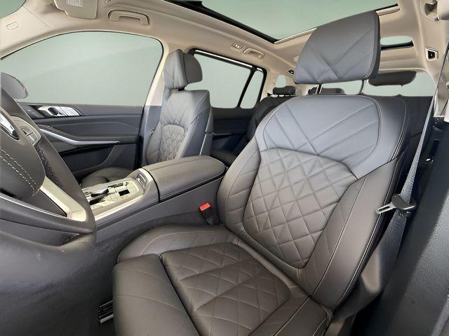 used 2026 BMW X7 car, priced at $90,455