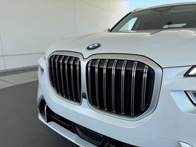 new 2026 BMW X7 car, priced at $90,455