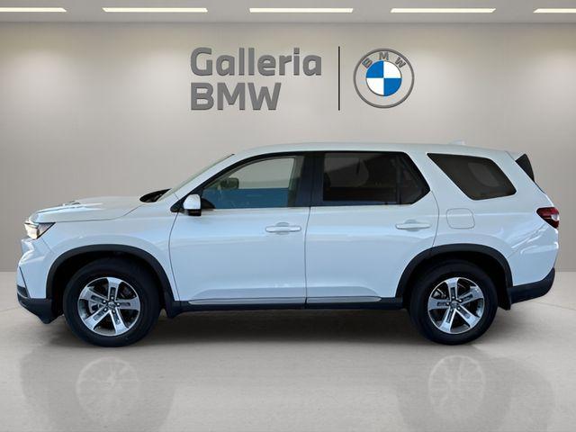 used 2025 Honda Pilot car, priced at $37,400