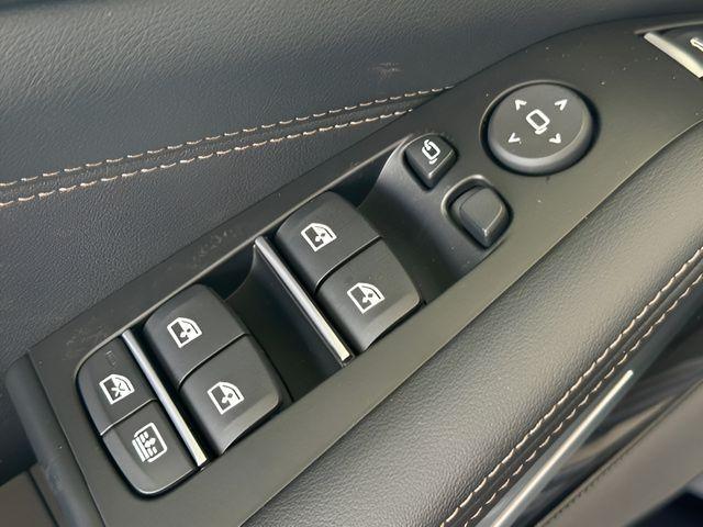 used 2026 BMW X7 car, priced at $99,815