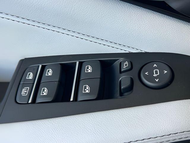 new 2026 BMW X7 car, priced at $103,305